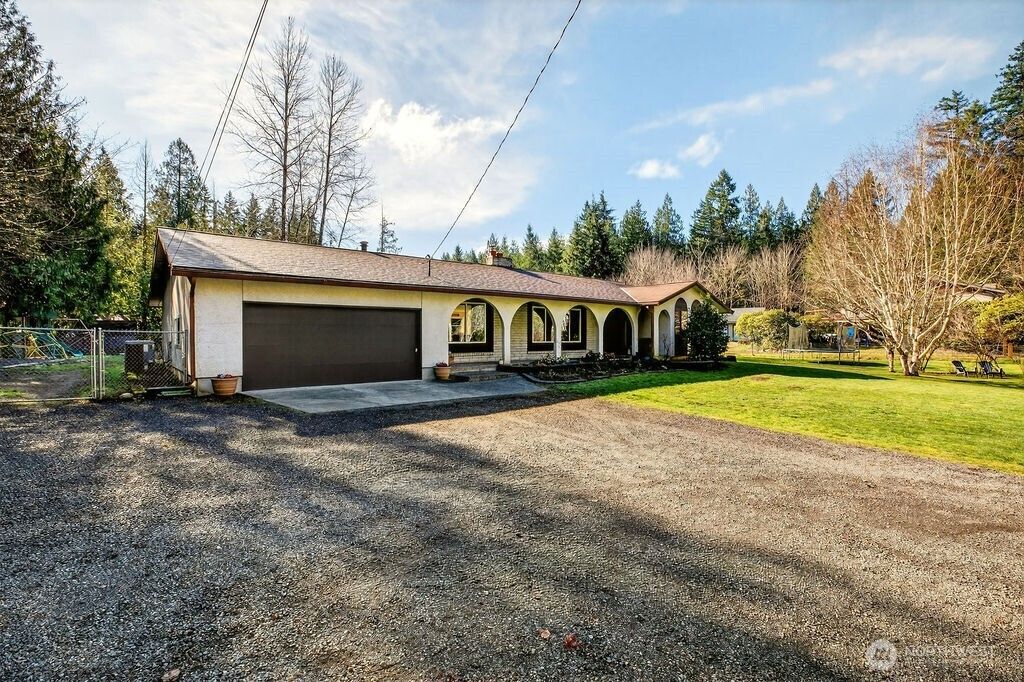 Photo of 16227 SE 224th Street, Kent, WA 98042 (MLS # 2482410)