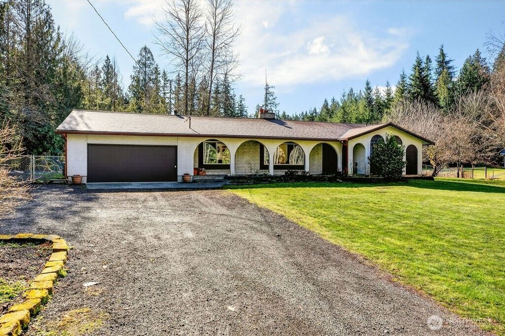 Photo of 16227 SE 224th Street, Kent, WA 98042 (MLS # 2482410)