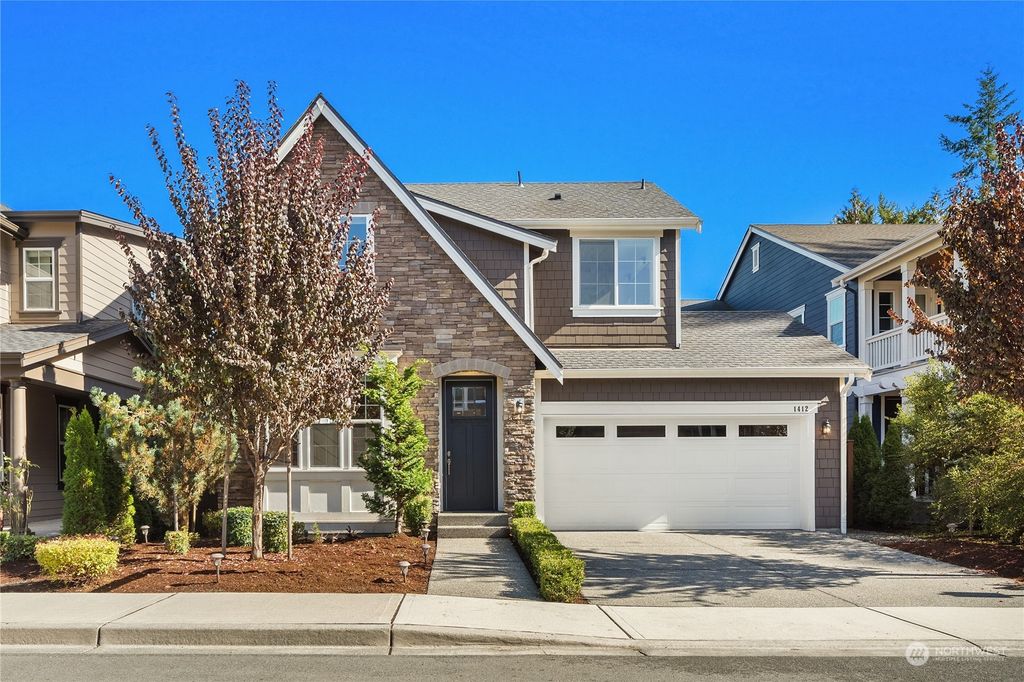 Photo of 1412 242nd Avenue NE, Sammamish, WA 98074 (MLS # 2171428)