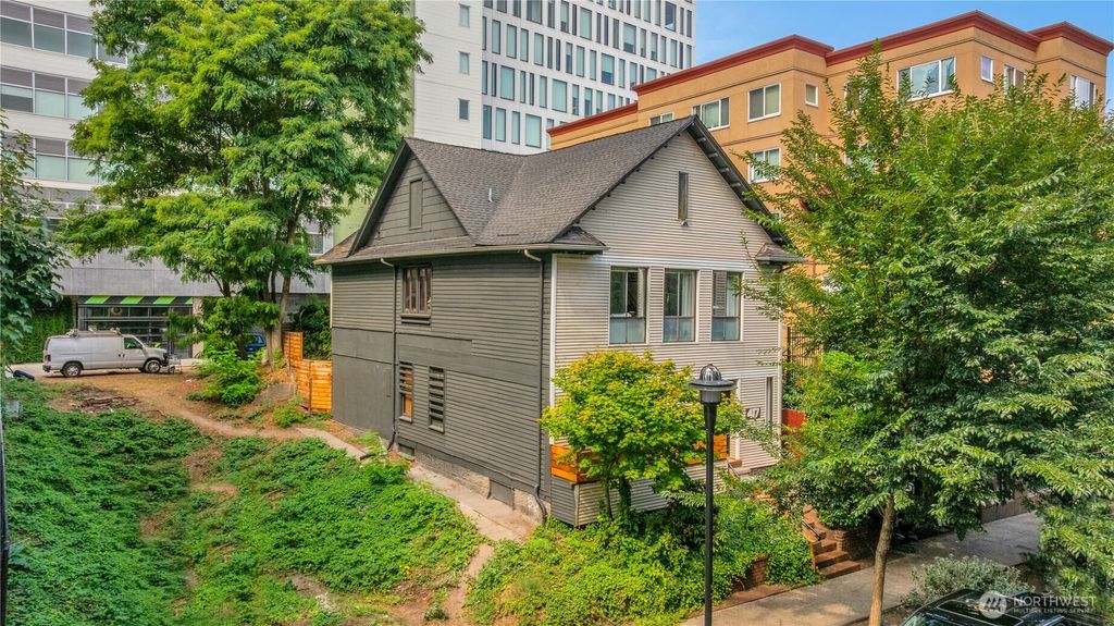 Photo of 417 Minor Avenue N, Seattle, WA 98109 (MLS # 2427483)