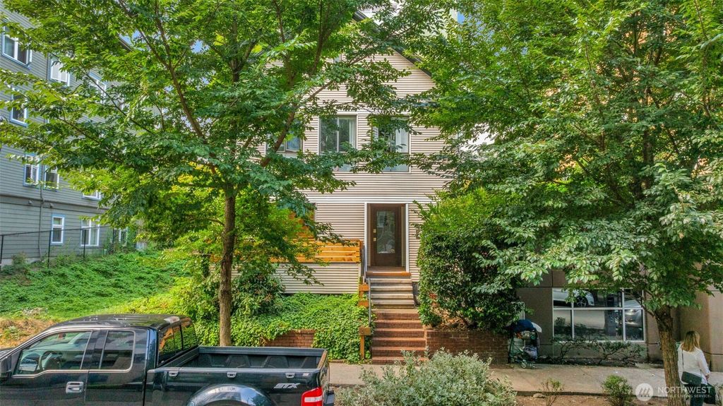 Photo of 417 Minor Avenue N, Seattle, WA 98109 (MLS # 2427483)