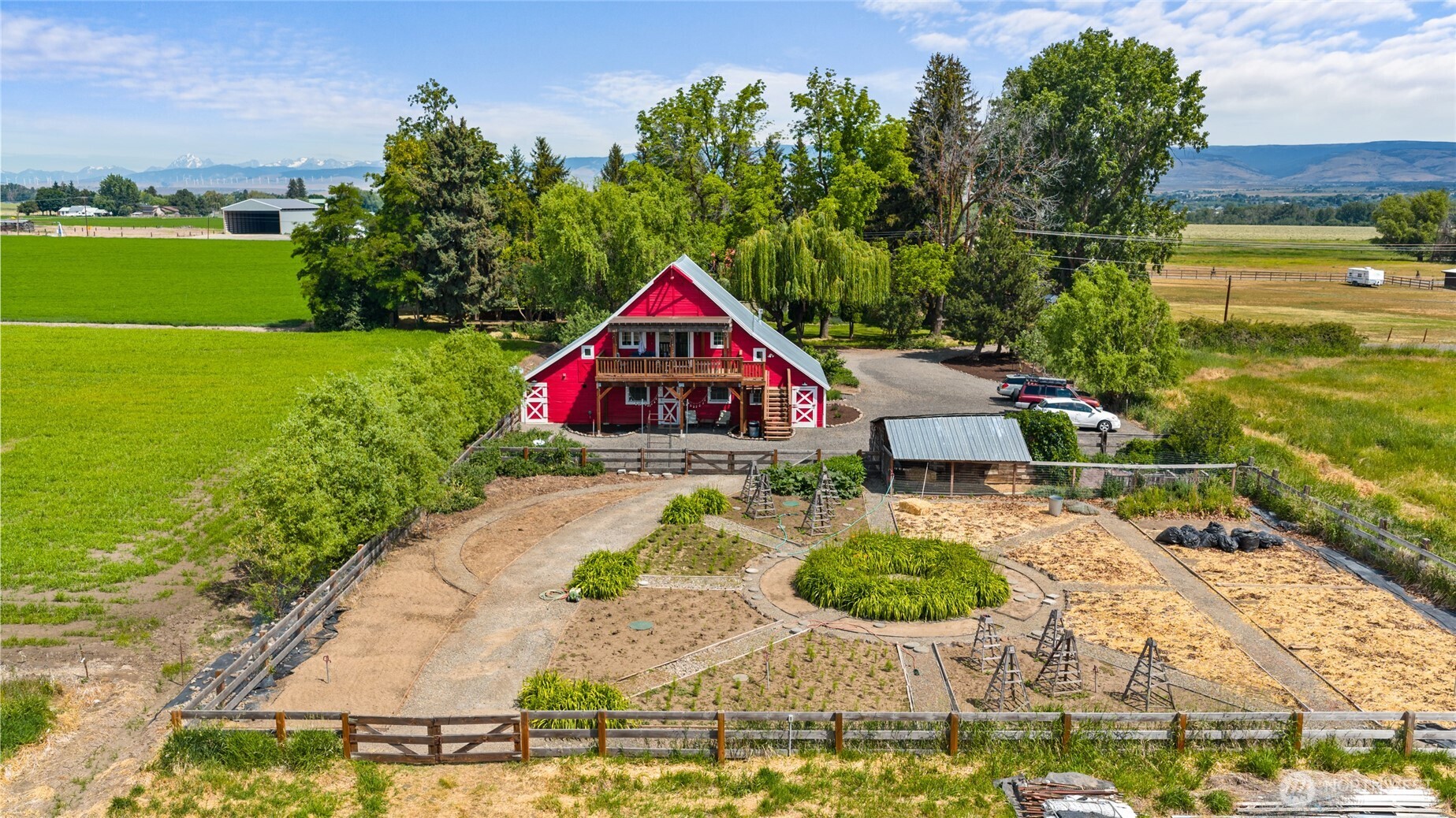 3483 Brown Road