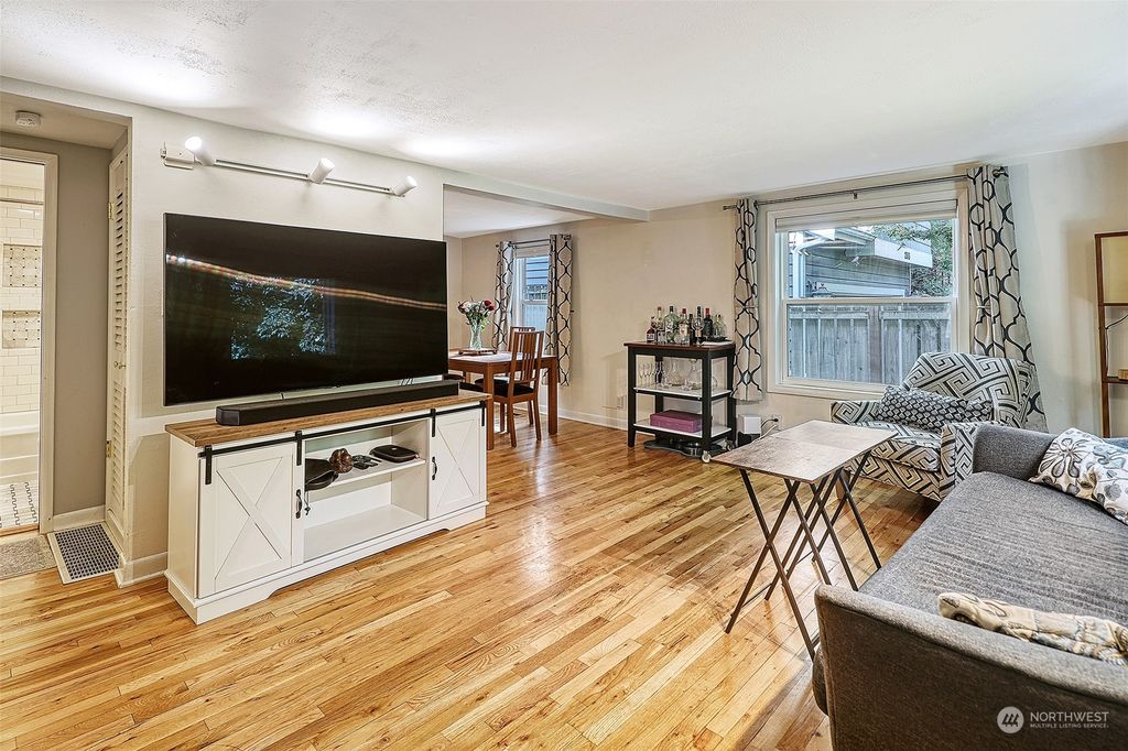 Photo of 2315 NE 92nd Street, Seattle, WA 98115 (MLS # 2134869)