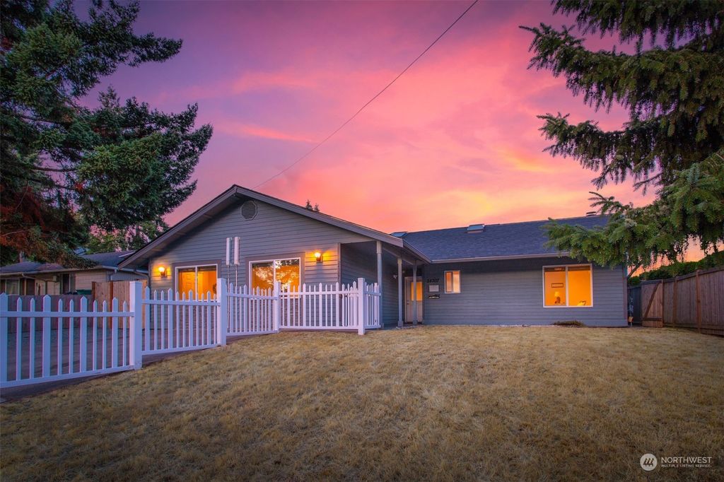 Photo of 24307 58th Place W, Mountlake Terrace, WA 98043 (MLS # 2146070)