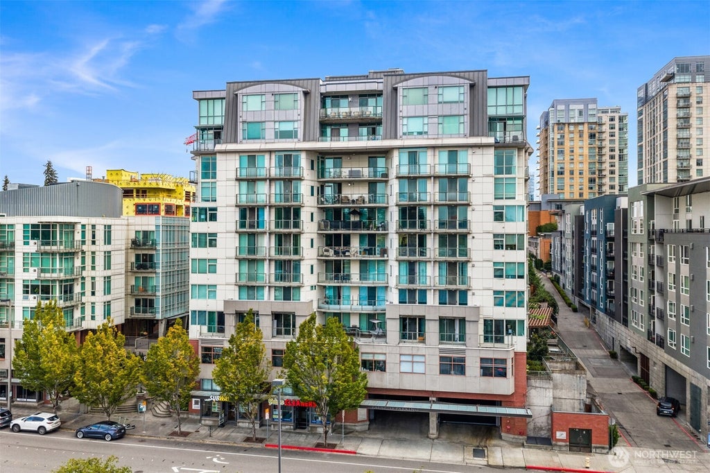 Photo of 1100 106th Avenue NE #203, Bellevue, WA 98004 (MLS # 2582288)