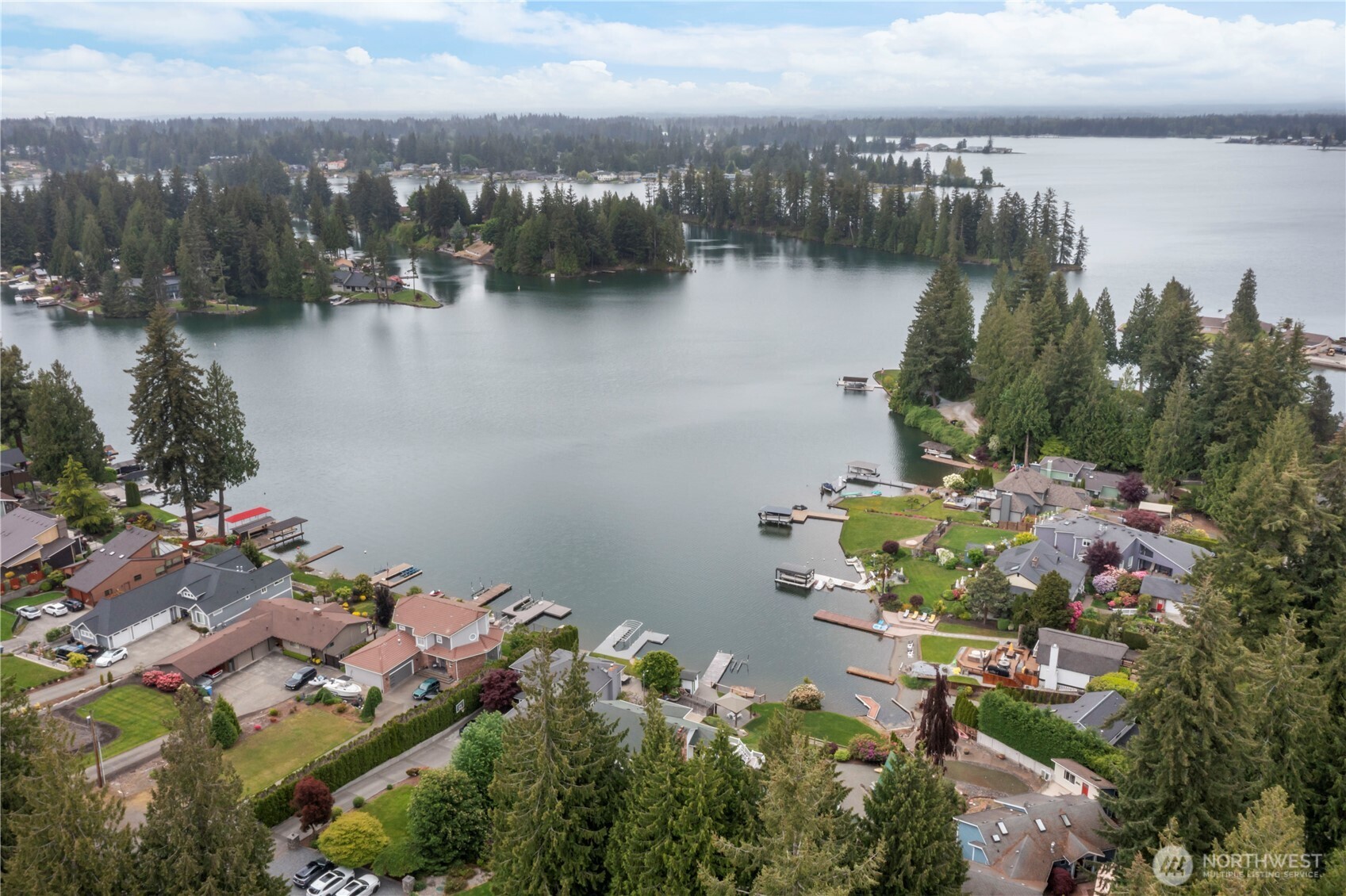 4217 Lakeridge Dr East