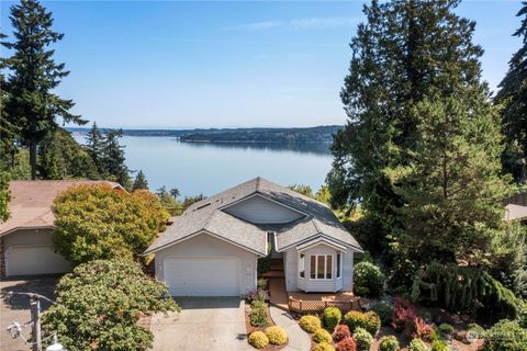 A home in Anderson Island