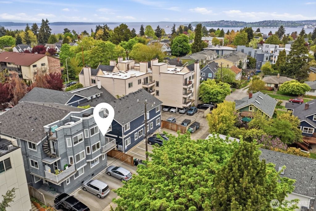 Photo of 2116 California Avenue SW #201, Seattle, WA 98116 (MLS # 2500718)