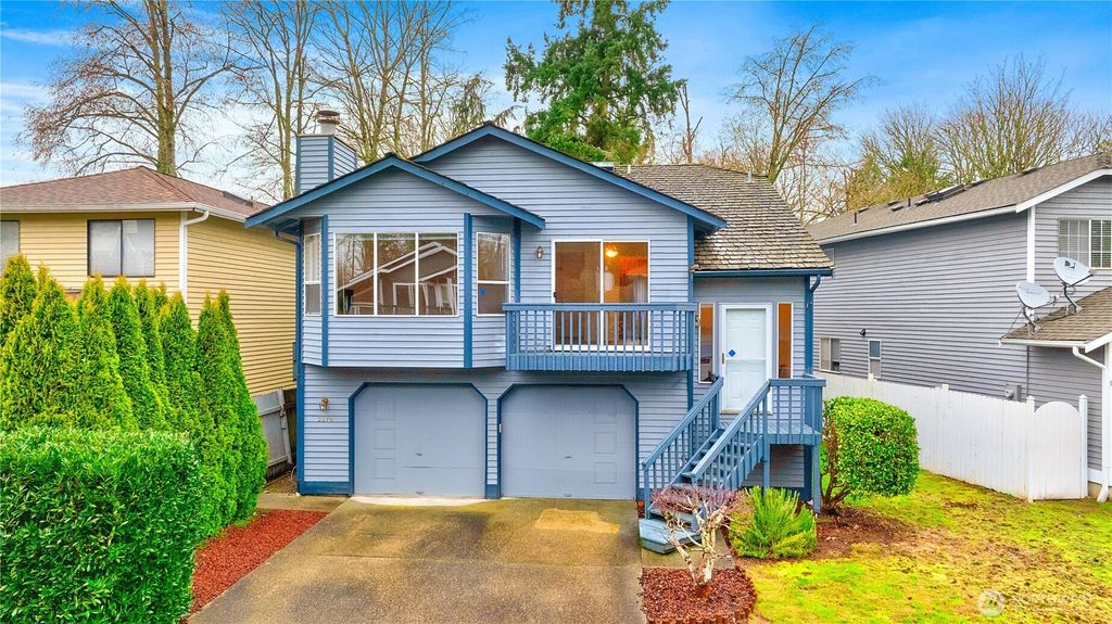 Photo of 2078 SE 8th Drive, Renton, WA 98055 (MLS # 2473351)