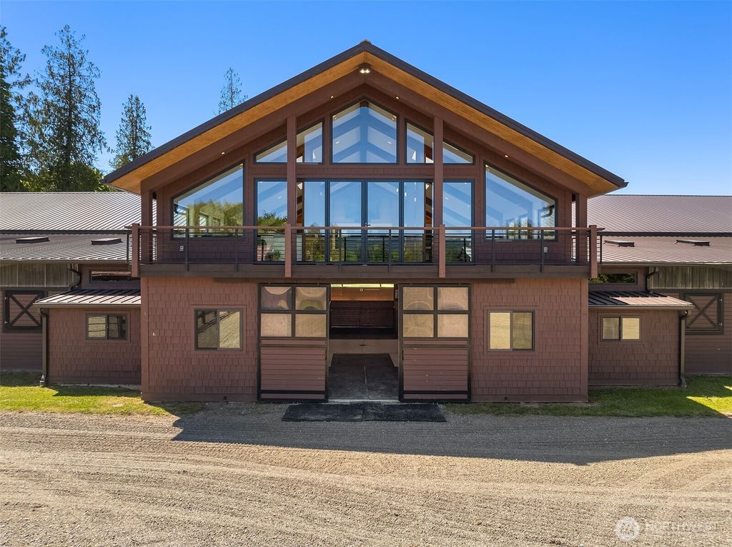 Photo of 31405 SE Redmond-Fall City Road, Fall City, WA 98024 (MLS # 2407848)