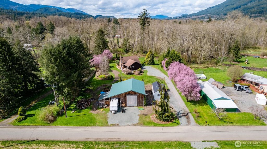 Photo of 31228 370th Avenue NE, Arlington, WA 98223 (MLS # 2358161)
