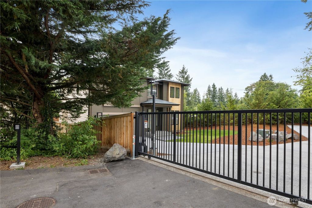 Photo of 25110 235th Court SE, Maple Valley, WA 98038 (MLS # 2396384)