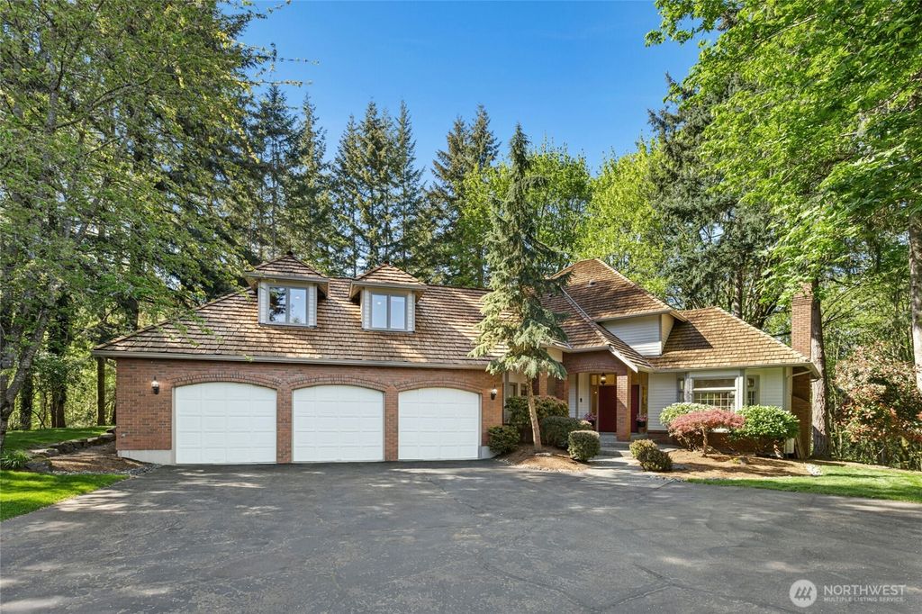 Photo of 17812 NE 154th Street, Woodinville, WA 98072 (MLS # 2497439)