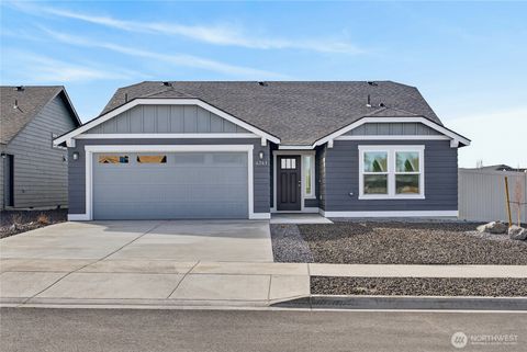 Photo of 4341 W Sand Hill St., Moses Lake, WA 98837 (MLS # 2458103)