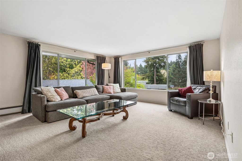 Photo of 1828 Lakewood Circle SE, Olympia, WA 98501 (MLS # 2508485)