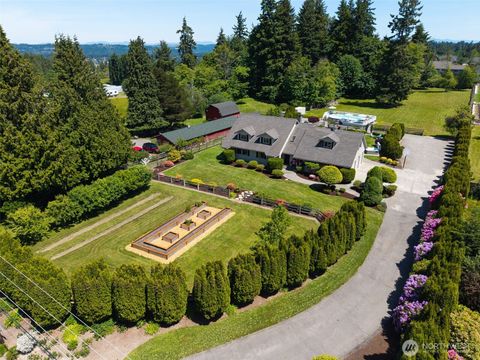 2707 17th Street SW Puyallup WA 98373