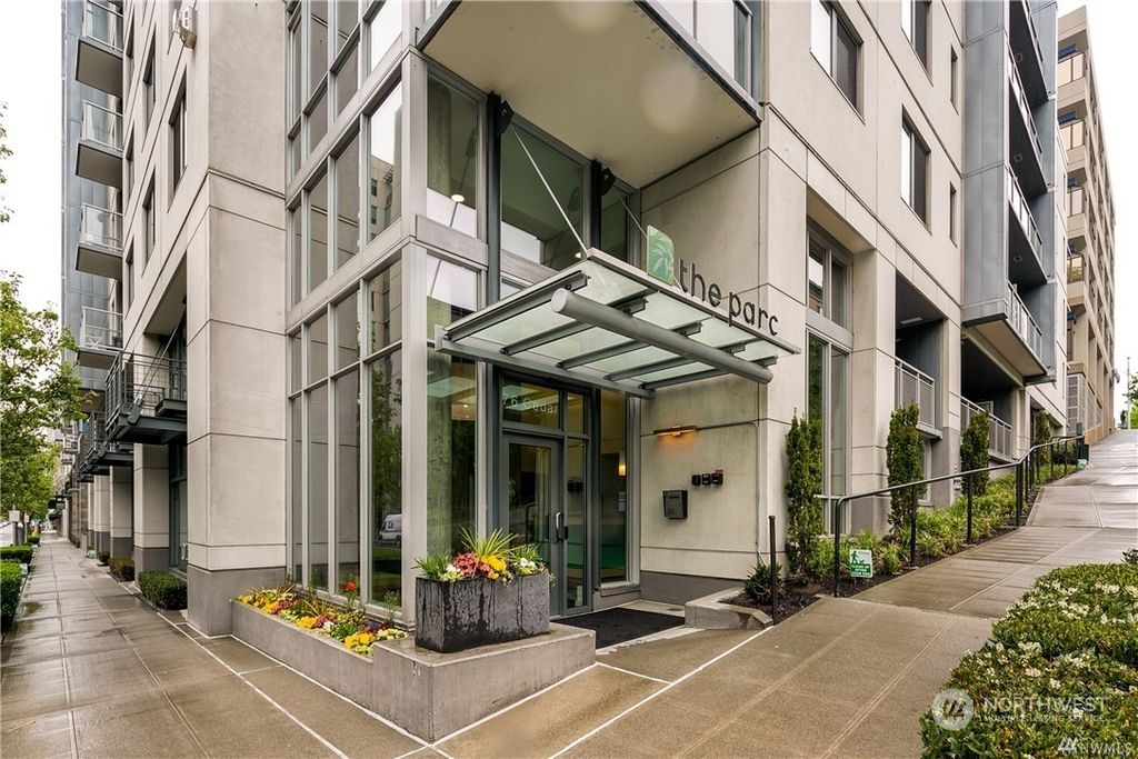 Photo of 76 Cedar Street #903, Seattle, WA 98121 (MLS # 2168222)