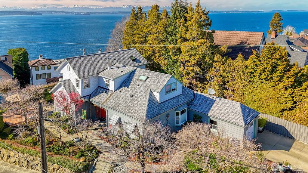 Photo of 4822 SW Othello Street, Seattle, WA 98136 (MLS # 2341348)