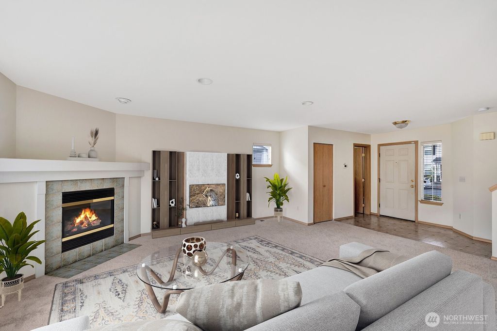 Photo of 166 Glennwood Place SE, Renton, WA 98056 (MLS # 2458194)