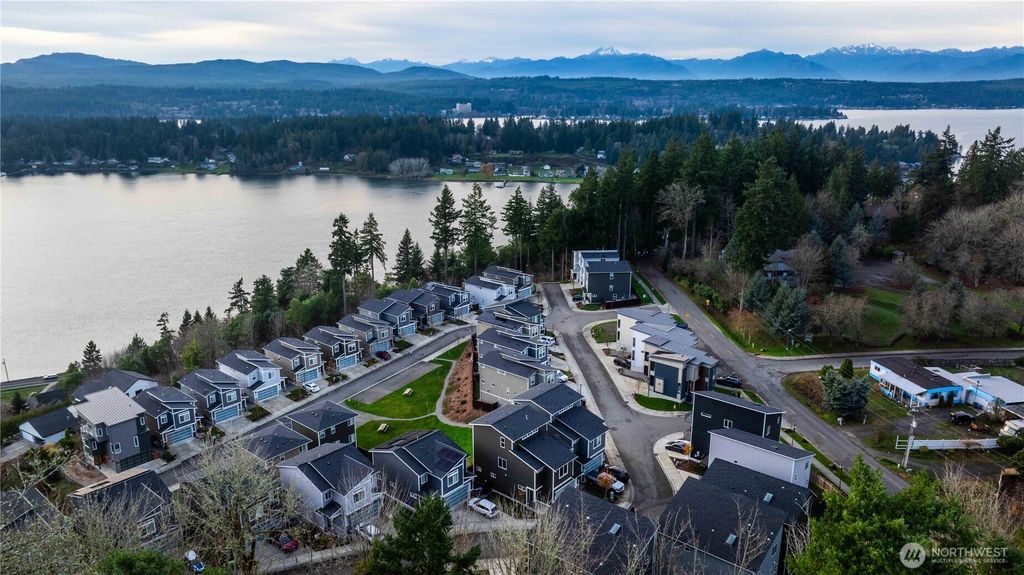 Photo of 139 Blackfish Court, Bremerton, WA 98310 (MLS # 2460778)