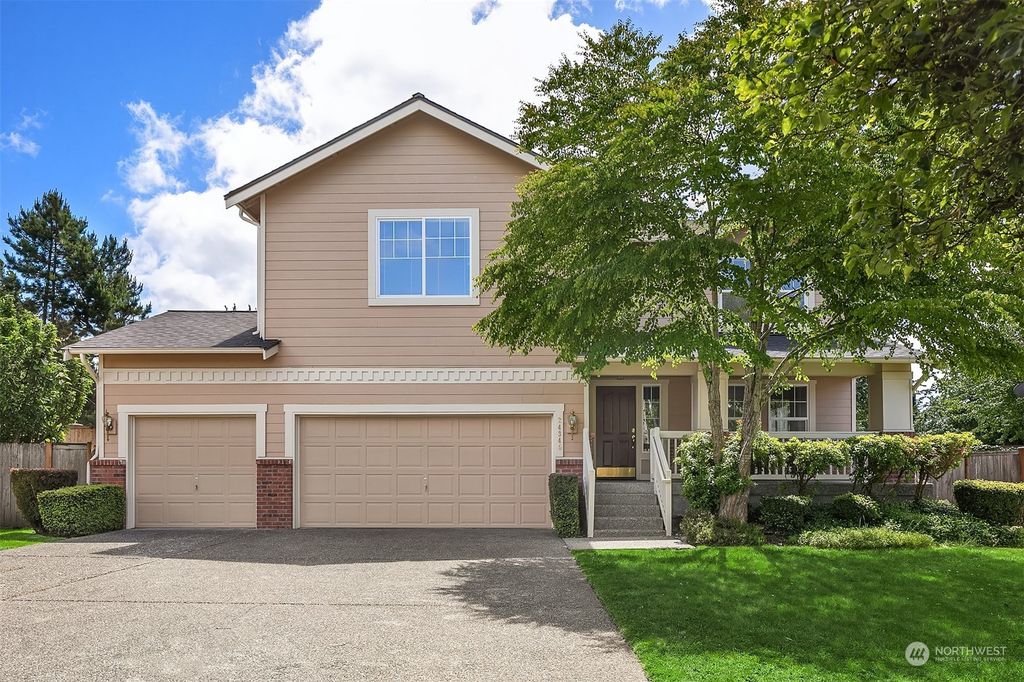 Photo of 24345 SE 3rd Place, Sammamish, WA 98074 (MLS # 2248334)
