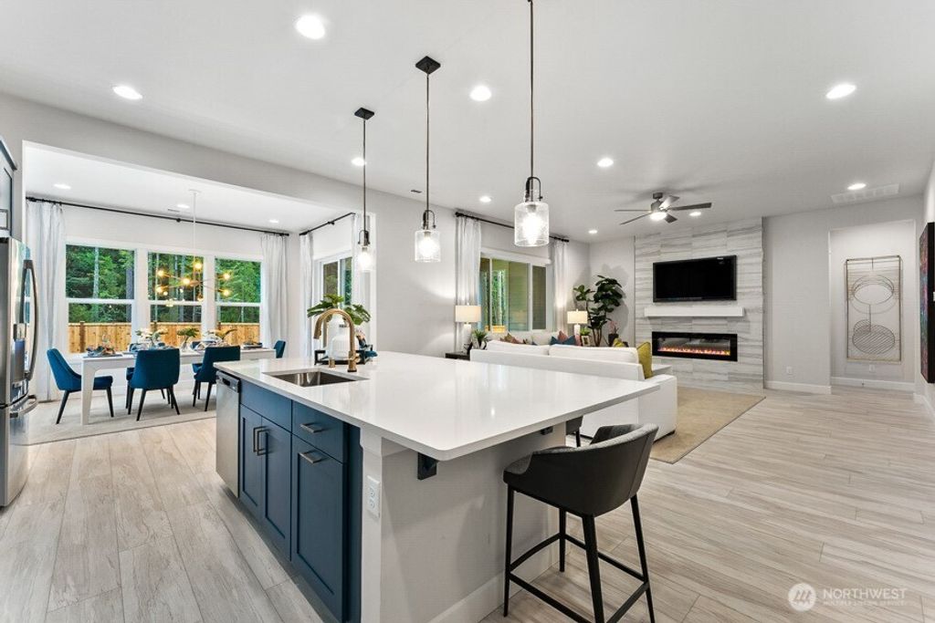 Photo of 13914 207th Avenue E #1383, Bonney Lake, WA 98368 (MLS # 2521419)