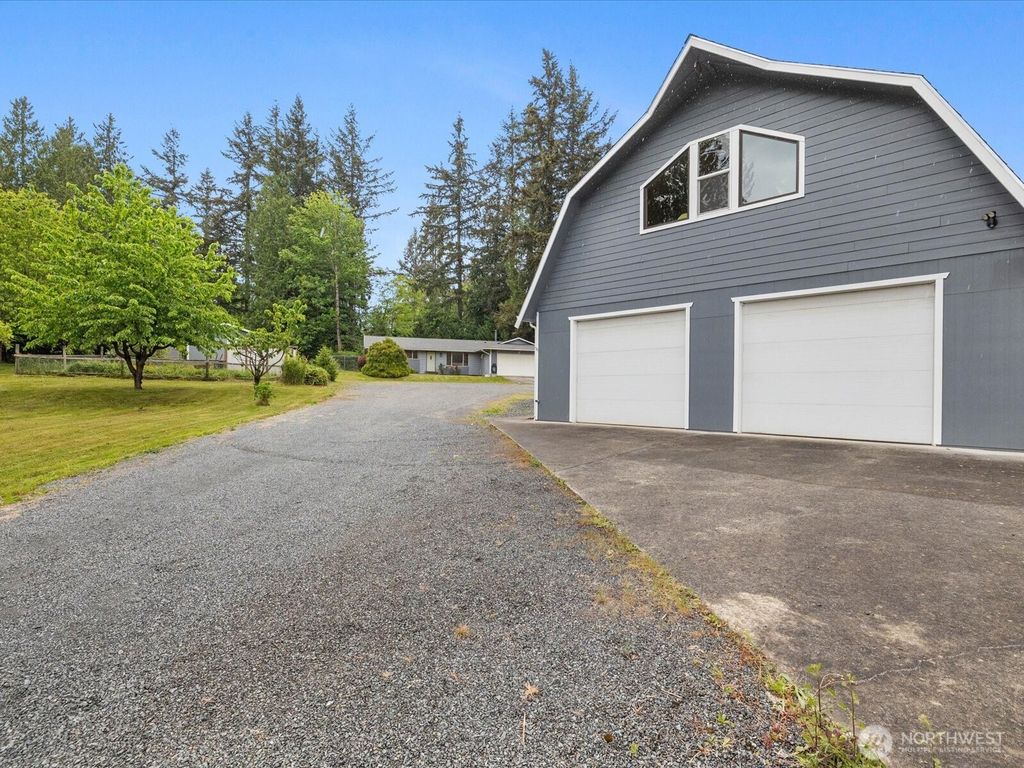 Photo of 515 172nd Street NE, Arlington, WA 98223 (MLS # 2524464)