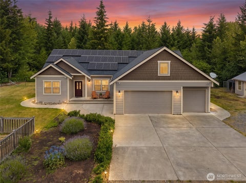 Photo of 19724 144th Lane SE, Yelm, WA 98597 (MLS # 2550928)