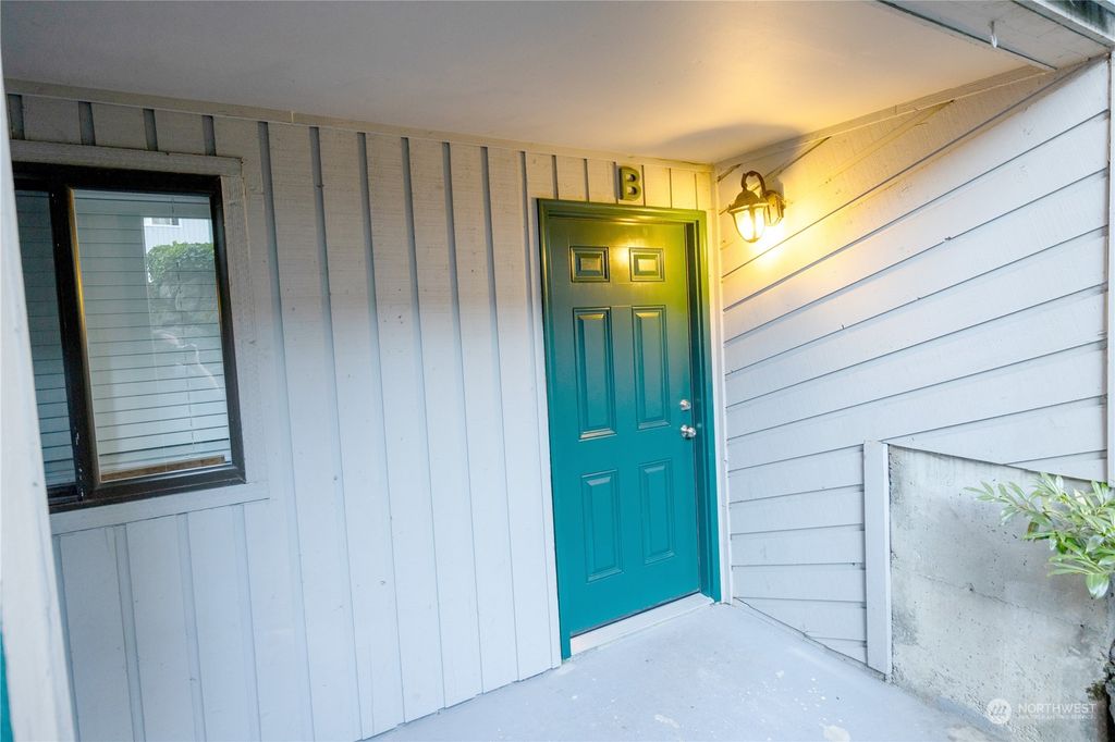 Photo of 4006 S 158th Street #B, Tukwila, WA 98188 (MLS # 2328997)