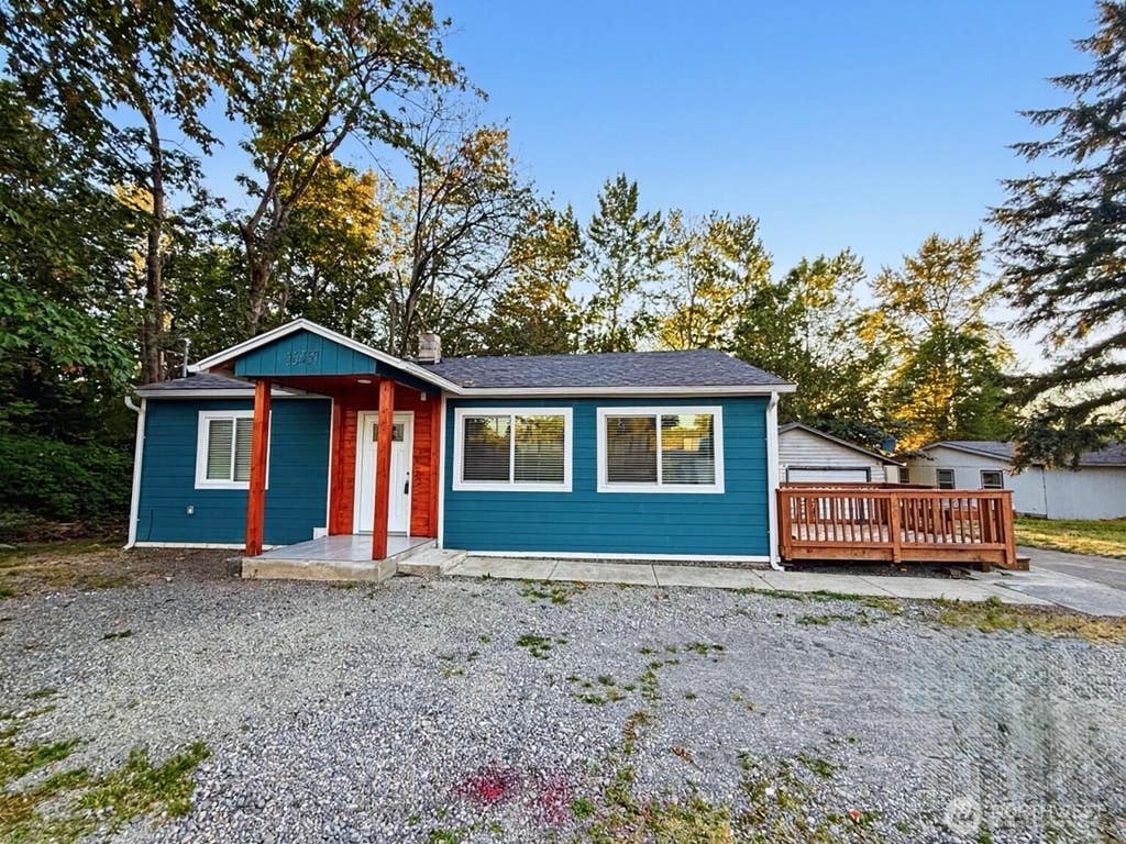 Photo of 16457 113th Avenue SE, Renton, WA 98055 (MLS # 2561299)