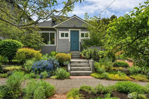 Photo of 511 N 82nd Street, Seattle, WA 98103 (MLS # 2523415)