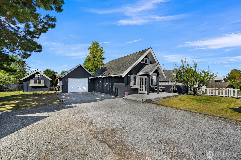 Photo of 5452 Tsawwassen Loop, Blaine, WA 98230 (MLS # 2586081)