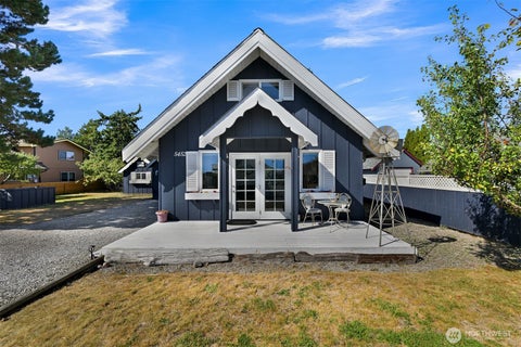 Photo of 5452 Tsawwassen Loop, Blaine, WA 98230 (MLS # 2586081)