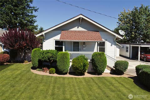 Photo of 1565 Sorenson Avenue, Enumclaw, WA 98022 (MLS # 2572392)