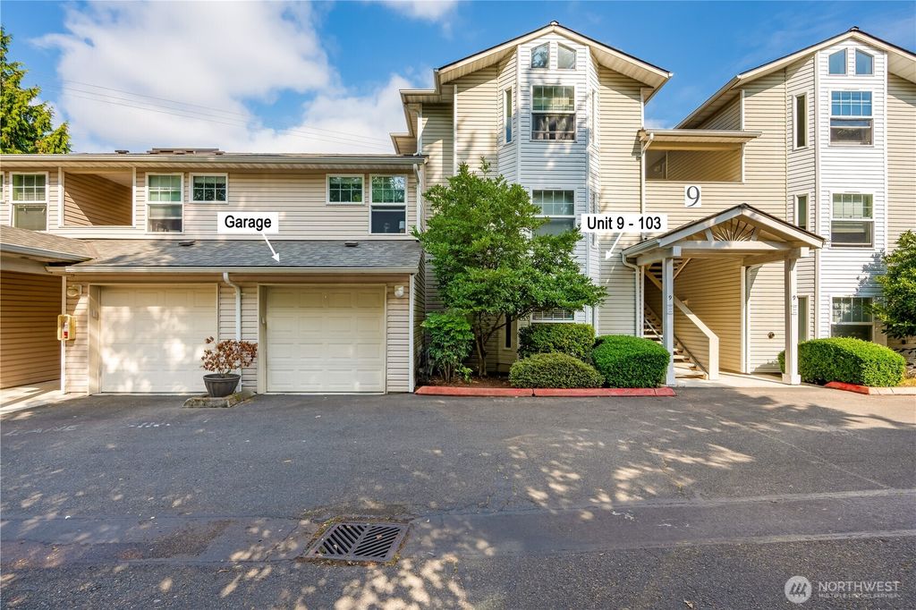 Photo of 2001 120th Place SE #9-103, Everett, WA 98208 (MLS # 2410204)