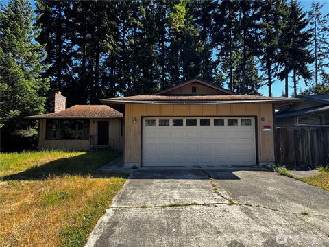 Photo of 2139 Seabreeze Place, Port Angeles, WA 98363 (MLS # 2527469)
