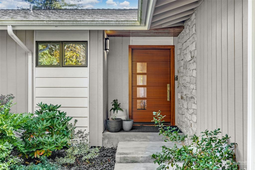 Photo of 37218 42nd Avenue S, Auburn, WA 98001 (MLS # 2178195)