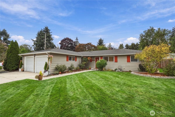 15403 CORLISS PL N, SHORELINE, WA 98133 - Image 9fa2b3ed947afb6e02b7ff11aef4797e/2003397002