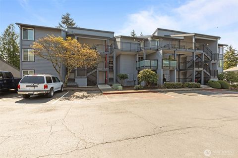Photo of 2517 NE 4th Street #523, Renton, WA 98056 (MLS # 2504208)