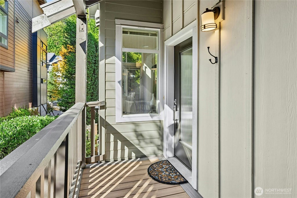 Photo of 178 Cougar Ridge Road NW #2301, Issaquah, WA 98027 (MLS # 2590744)