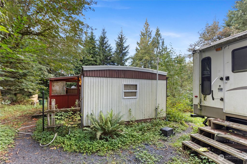 Photo of 18808 48th Street NE, Snohomish, WA 98290 (MLS # 2291636)