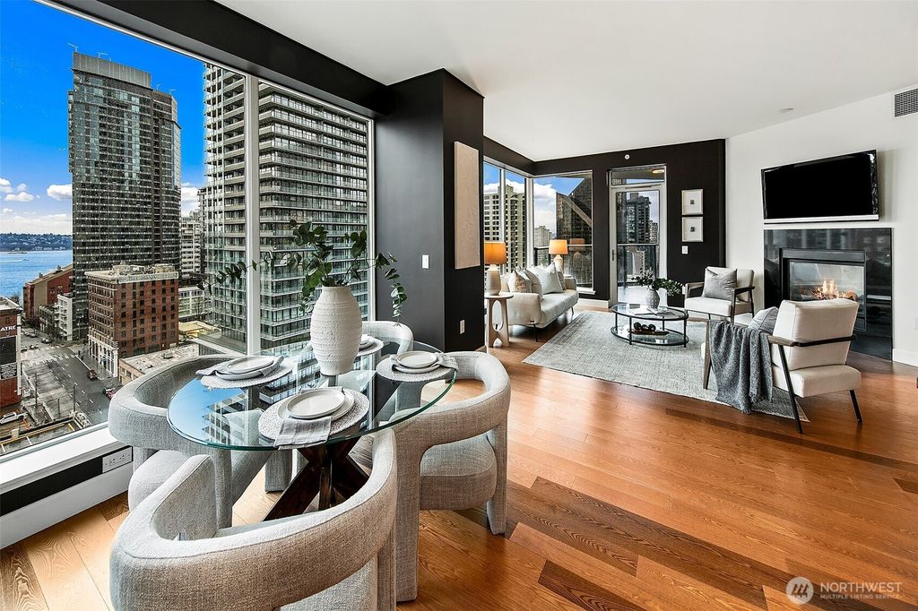 Photo of 1920 4th Avenue #1702, Seattle, WA 98101 (MLS # 2439035)