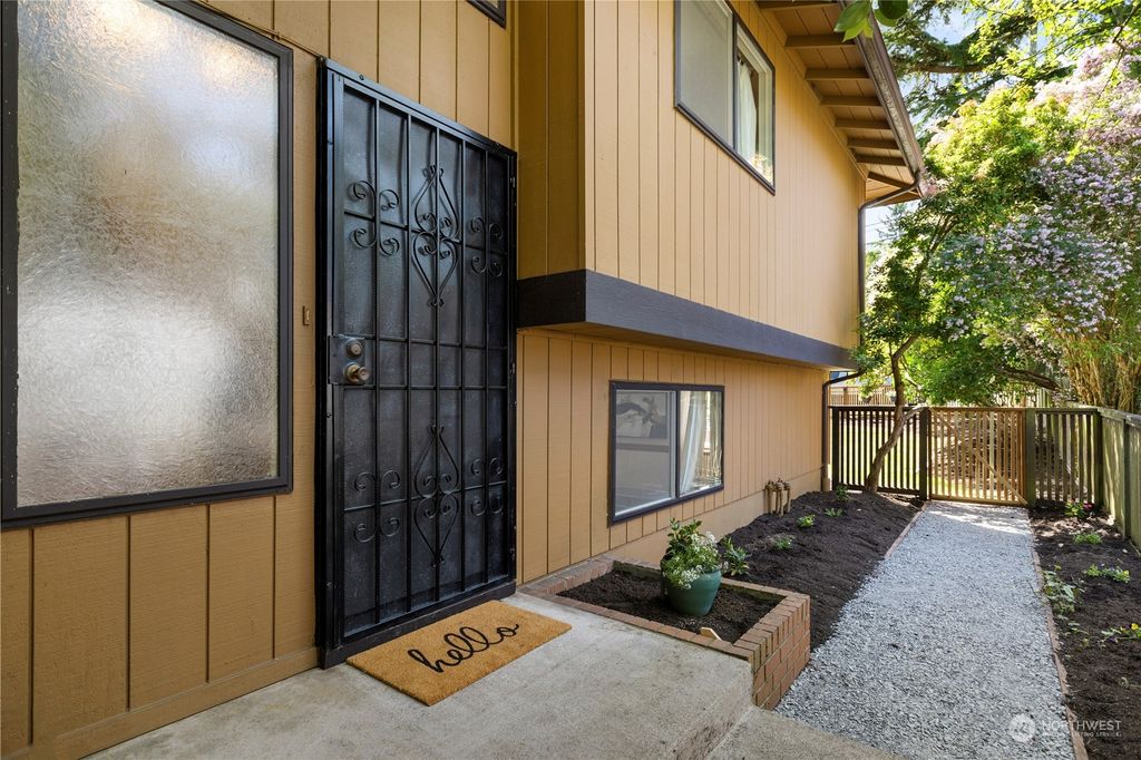 Photo of 4157 47th Avenue SW, Seattle, WA 98116 (MLS # 2238886)