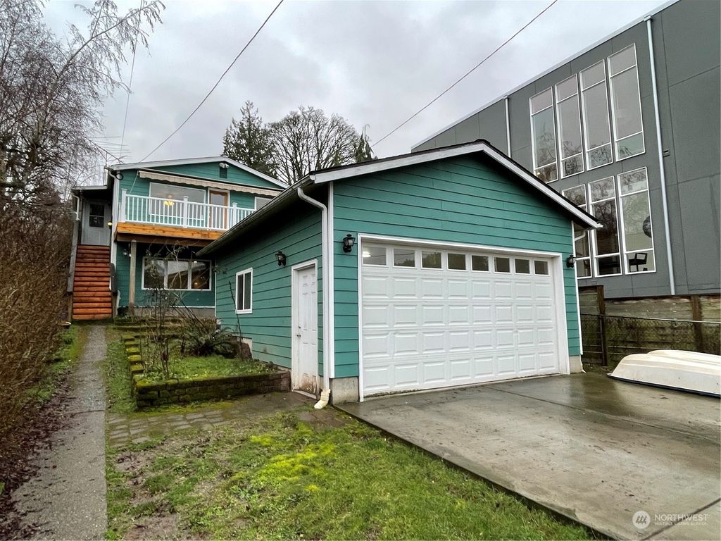 Photo of 7124 44th Avenue SW, Seattle, WA 98136 (MLS # 2192764)