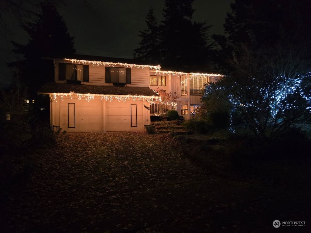 Photo of 7502 117th Avenue NE, Kirkland, WA 98033 (MLS # 2327443)
