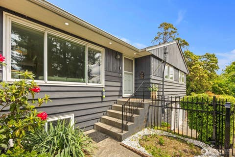 Photo of 826 S 200th Street, Des Moines, WA 98198 (MLS # 2524635)