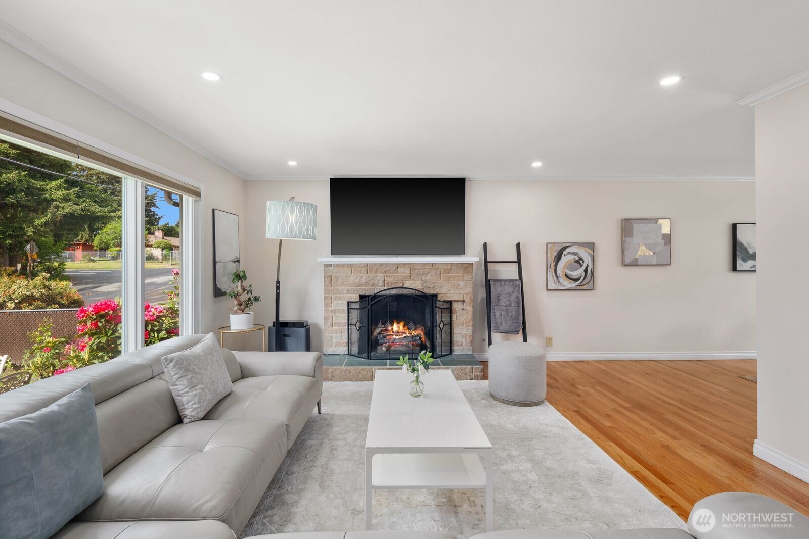 826 S 200th Street