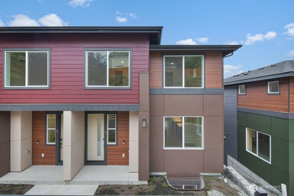Photo of 13216 NE 127th Court #A, Kirkland, WA 98034 (MLS # 2569427)
