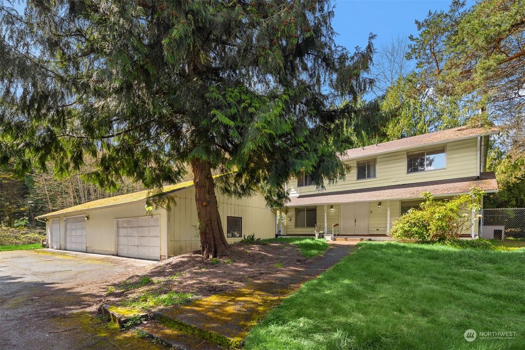 Photo of 19449 SE 170th Street, Renton, WA 98058 (MLS # 2266489)
