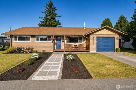 Photo of 1163 Garfield Street, Enumclaw, WA 98022 (MLS # 2569535)